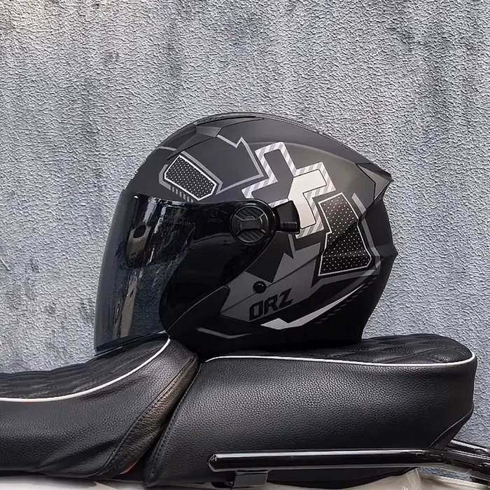 Demi-casque de moto tout-terrain gris mat pour hommes et femmes