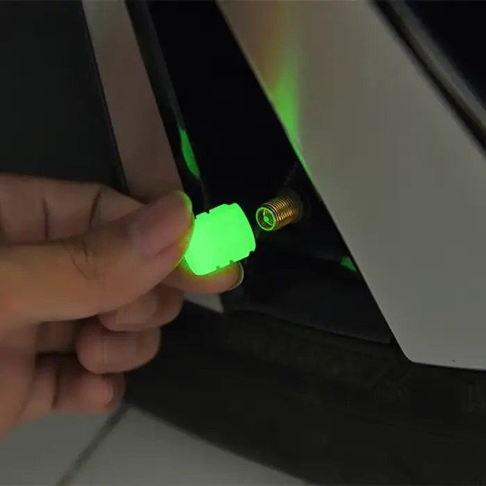 Noyau de Valve de moto, accessoires pour Scooter électrique, pneu de voiture, chapeau en Fiber, lumi