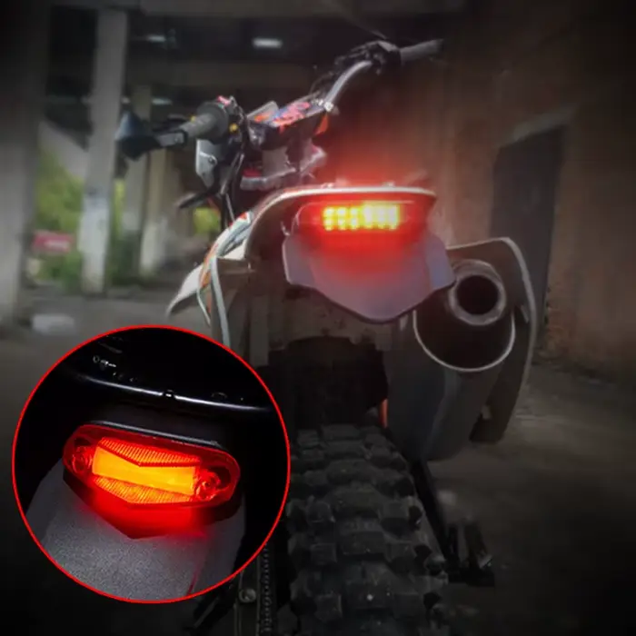Feu arrière LED pour motos