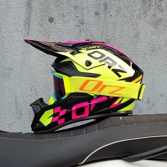 Casque de motocross pour adultes
