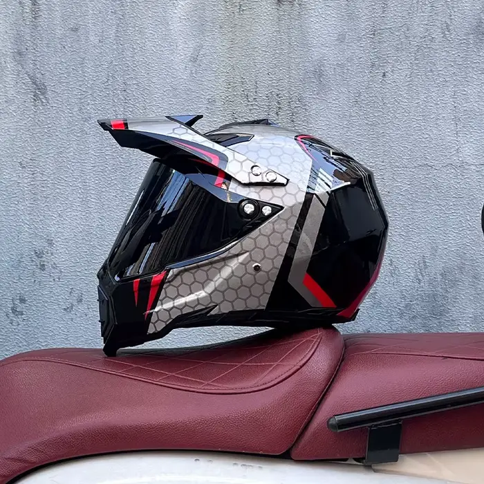 Casque de moto tout-terrain