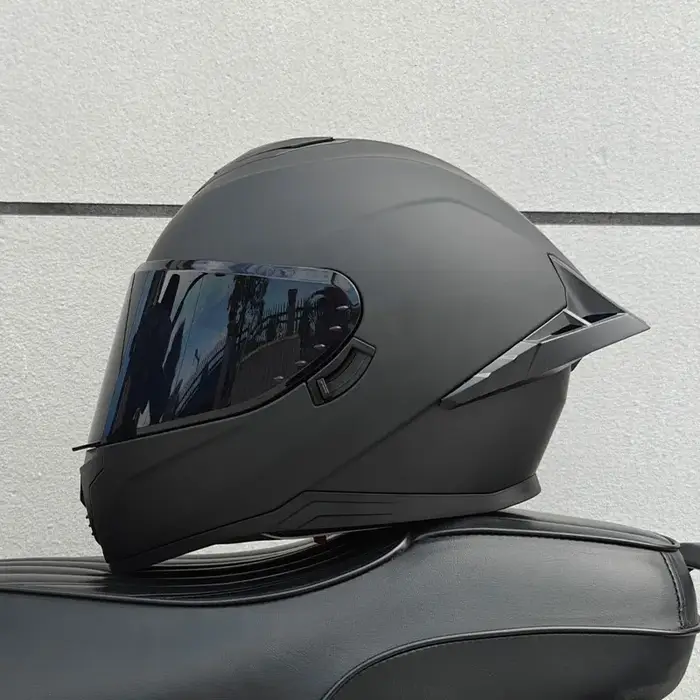 Casque de moto, casque intégral à double lentille pour hommes et femmes, voiture de sport de moto, c