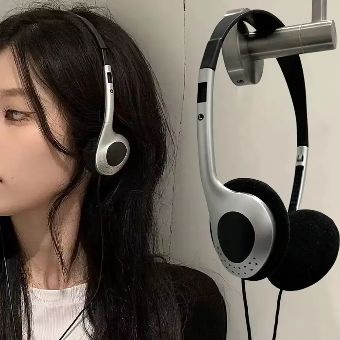 Casque filaire rétro portable
